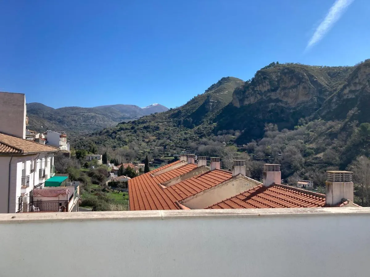 Holiday home La Alberquilla, Un Oasis Con Piscina En Quentar Villa